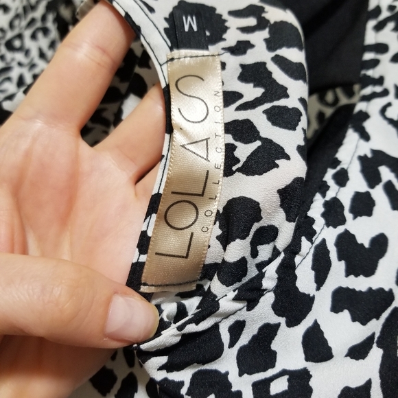 Lola's Collection Animal Print Top size Medium - Picture 8 of 9